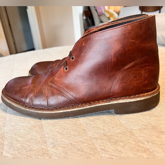 CLARKS Mens Sz 10.5 Brown Oiled Leather Desert Boots Exc Cond Orig $160 main image 9
